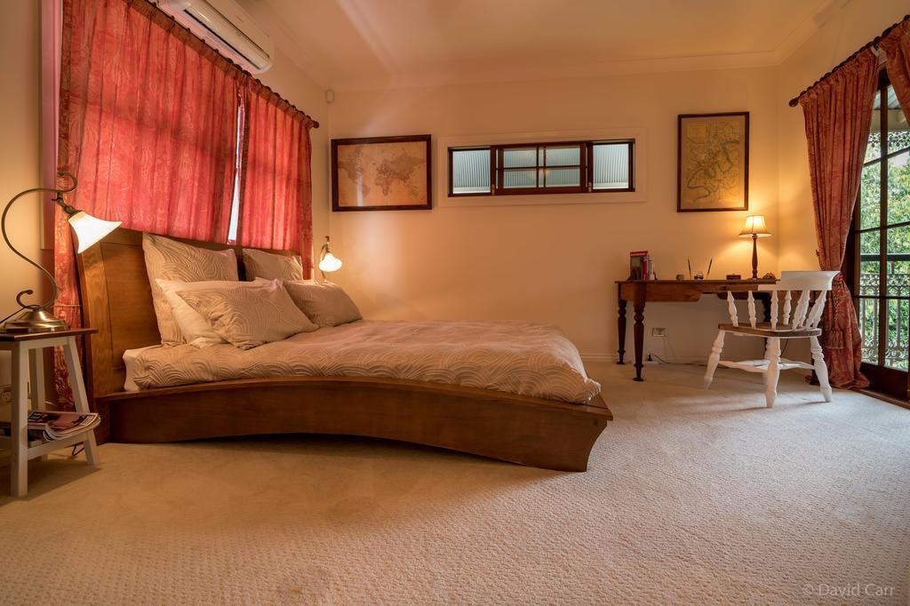 Grove Manor Hotel Brisbane Room photo